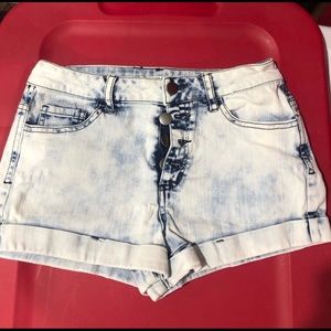 Forever 21 Jean Shorts Size 24
